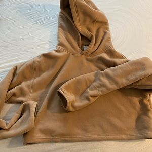 Aritzia tna cropped fleece